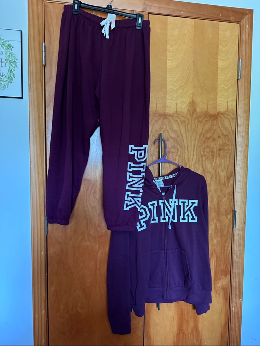 PINK Maroon Sweatshirt & Jogger Set nwt large X-Large set $119 retail for both